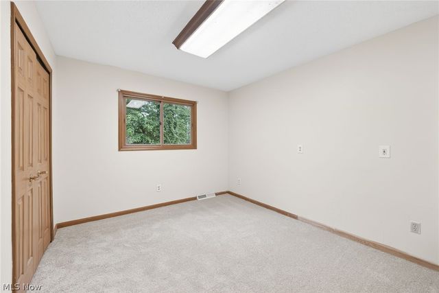 5532 Quail Run, North Olmsted, OH 44070