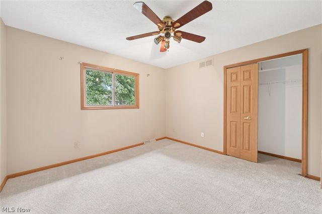 5532 Quail Run, North Olmsted, OH 44070