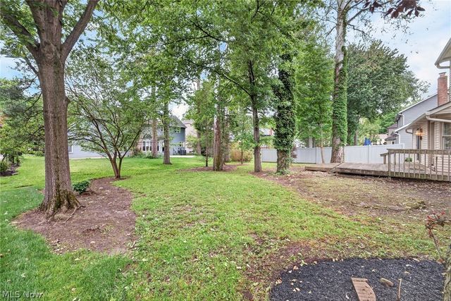 5532 Quail Run, North Olmsted, OH 44070