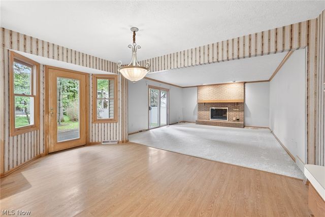 5532 Quail Run, North Olmsted, OH 44070