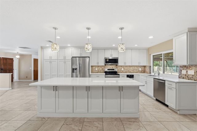 2912 MILL STREAM COURT, Clearwater, FL 33761