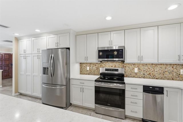 2912 MILL STREAM COURT, Clearwater, FL 33761