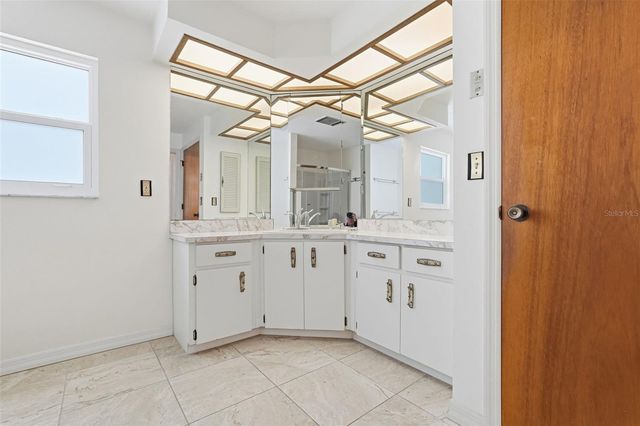 2912 MILL STREAM COURT, Clearwater, FL 33761