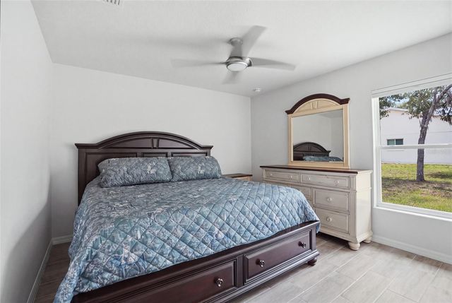 10345 MEADOW WREN AVENUE, Weeki Wachee, FL 34613