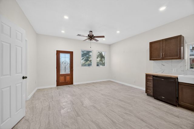 6775 Silver Creek Azle Road, Azle, TX 76020