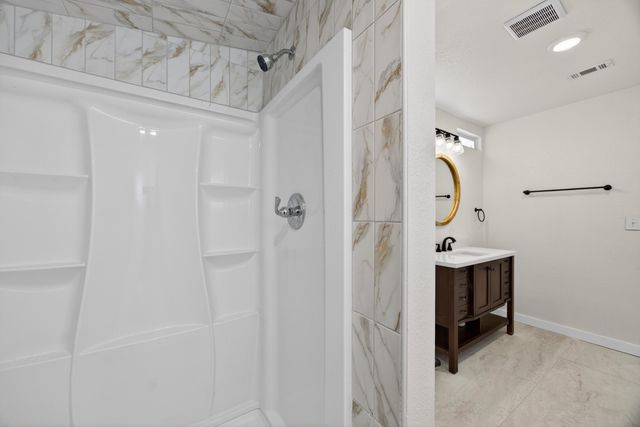 6775 Silver Creek Azle Road, Azle, TX 76020