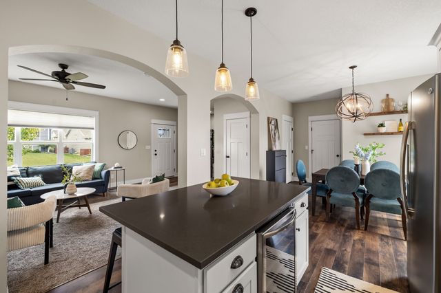 412 SE 15th Street, Grimes, IA 50111