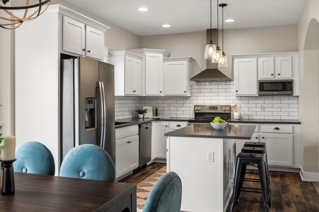 412 SE 15th Street, Grimes, IA 50111