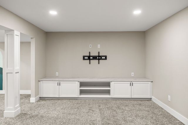 412 SE 15th Street, Grimes, IA 50111
