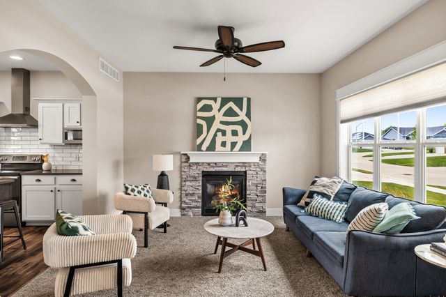 412 SE 15th Street, Grimes, IA 50111