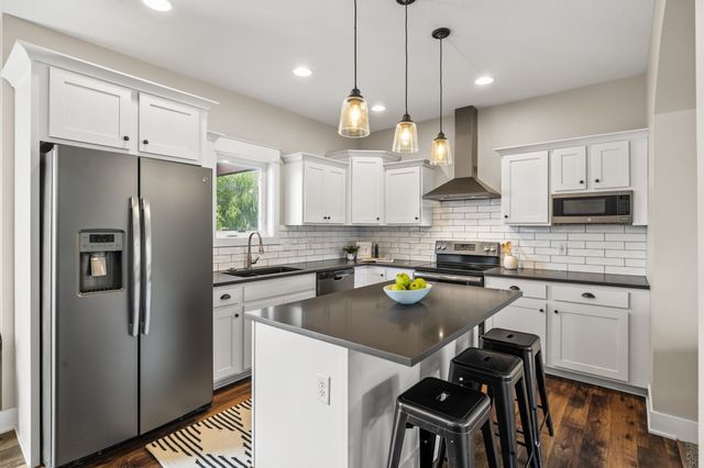412 SE 15th Street, Grimes, IA 50111