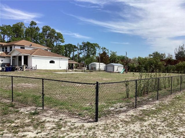 1702 Highland AVE, Lehigh Acres, FL 33972