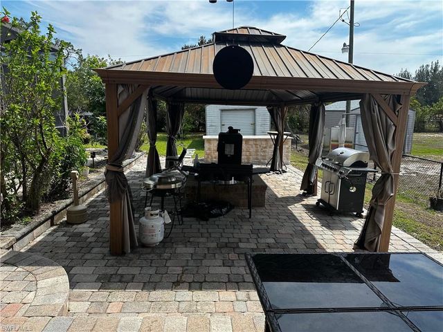 1702 Highland AVE, Lehigh Acres, FL 33972