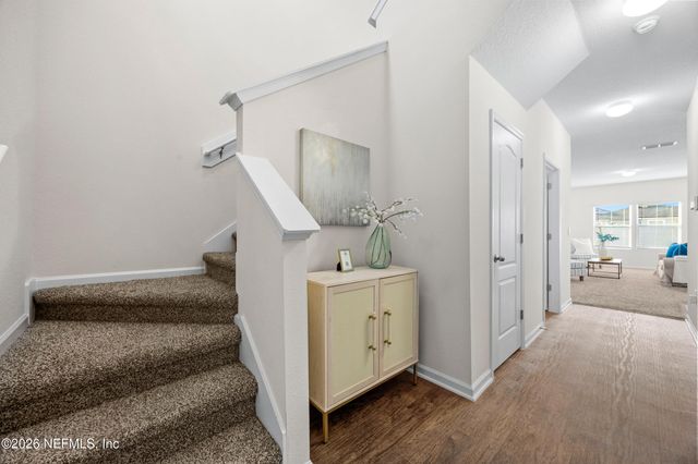 2555 OAK STREAM Drive, Green Cove Springs, FL 32043