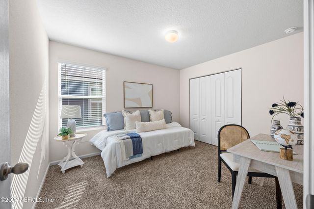 2555 OAK STREAM Drive, Green Cove Springs, FL 32043