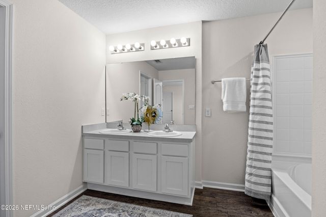 2555 OAK STREAM Drive, Green Cove Springs, FL 32043