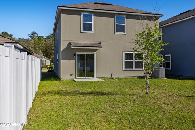 2555 OAK STREAM Drive, Green Cove Springs, FL 32043