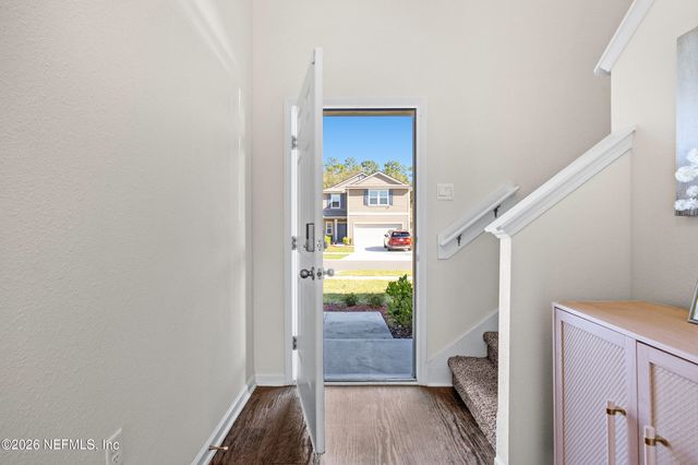 2555 OAK STREAM Drive, Green Cove Springs, FL 32043