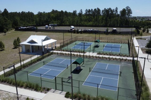 2555 OAK STREAM Drive, Green Cove Springs, FL 32043