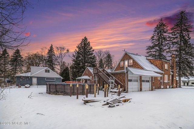 4705 W Bancroft Street, Toledo, OH 43615