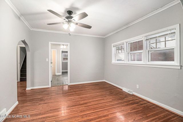 4705 W Bancroft Street, Toledo, OH 43615