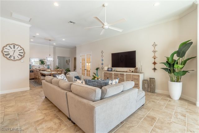 9332 Fieldstone LN, Naples, FL 34120