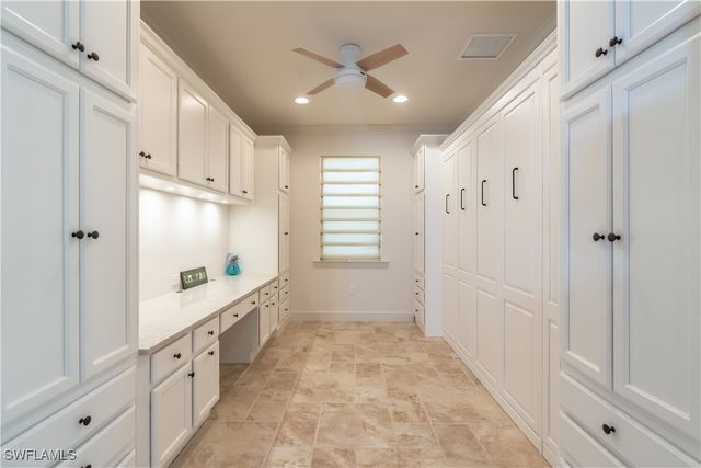 9332 Fieldstone LN, Naples, FL 34120