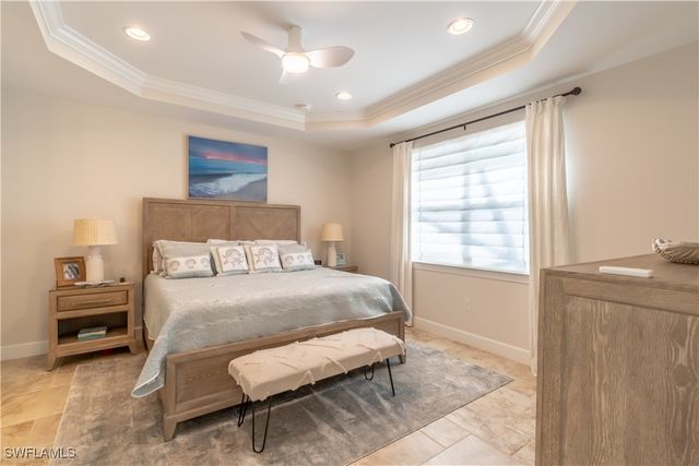 9332 Fieldstone LN, Naples, FL 34120