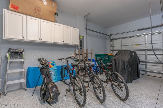 9332 Fieldstone LN, Naples, FL 34120