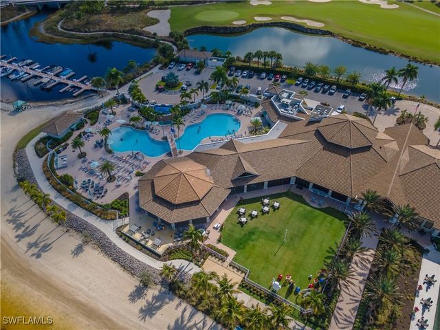 9332 Fieldstone LN, Naples, FL 34120