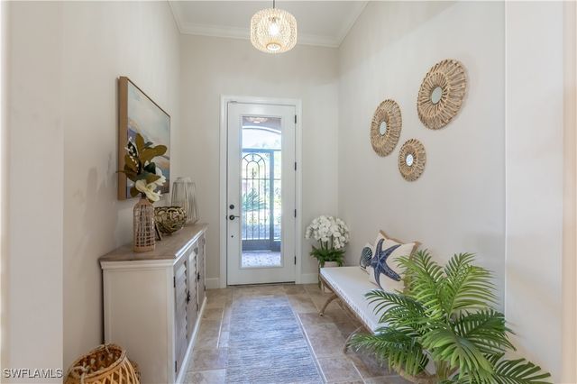 9332 Fieldstone LN, Naples, FL 34120