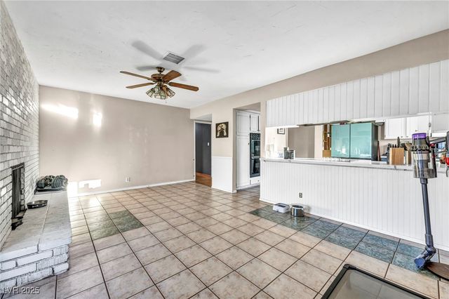 3970 Shadow Wood Avenue, Las Vegas, NV 89121