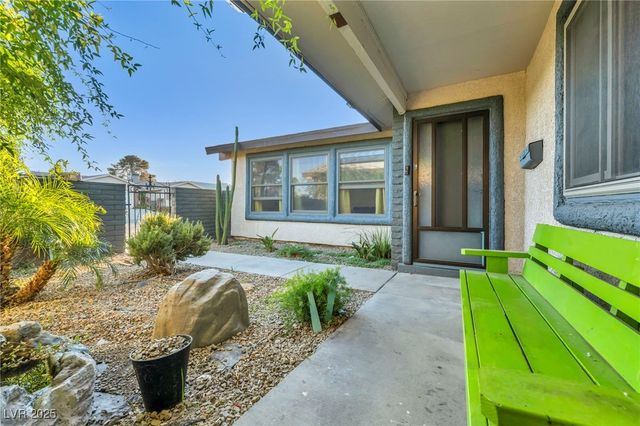 3970 Shadow Wood Avenue, Las Vegas, NV 89121