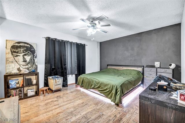 3970 Shadow Wood Avenue, Las Vegas, NV 89121