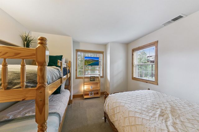 13074 Stockholm Way, Truckee, CA 96161