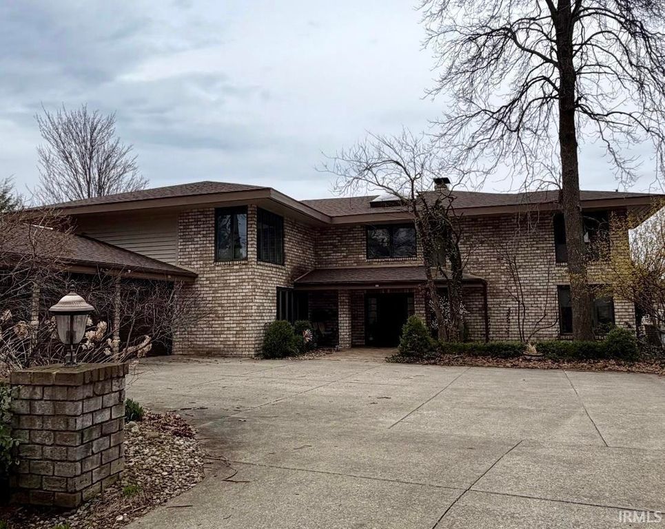 753 River Pointe Place, Mishawaka, IN 46544