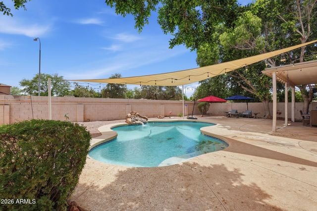 11203 W Cottonwood Lane, Avondale, AZ 85392