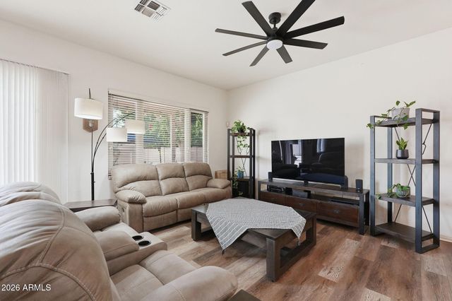 11203 W Cottonwood Lane, Avondale, AZ 85392