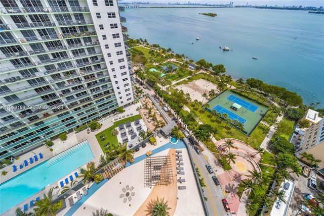 1750 N Bayshore Dr 2401, Miami, FL 33132