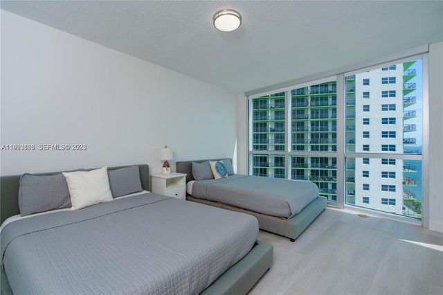 1750 N Bayshore Dr 2401, Miami, FL 33132