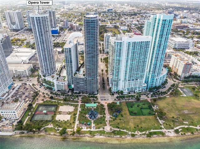 1750 N Bayshore Dr 2401, Miami, FL 33132