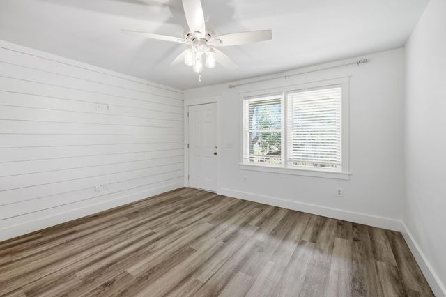 404 Saint Charles Court, Charleston, SC 29407
