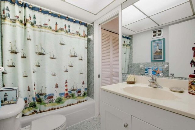 120 Lehane Terrace 109, North Palm Beach, FL 33408