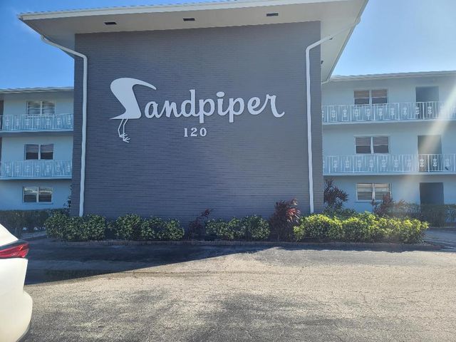 120 Lehane Terrace 109, North Palm Beach, FL 33408