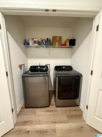 1713 DIXON CIRCLE, Mount Olive, AL 35117