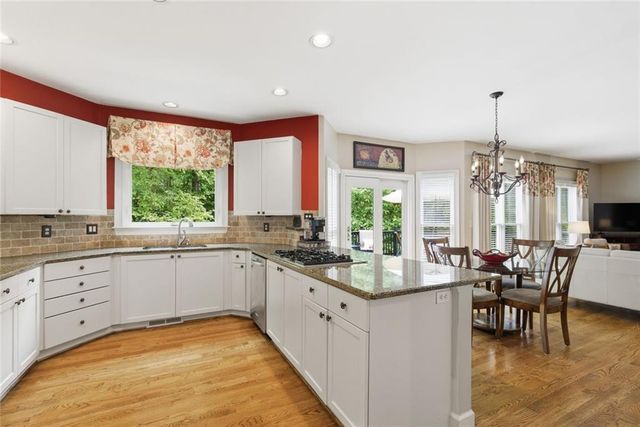 655 Sweet Stream Trace, Johns Creek, GA 30097