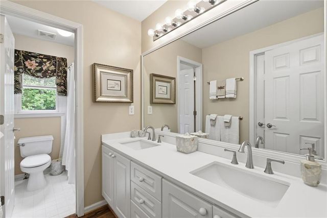 655 Sweet Stream Trace, Johns Creek, GA 30097