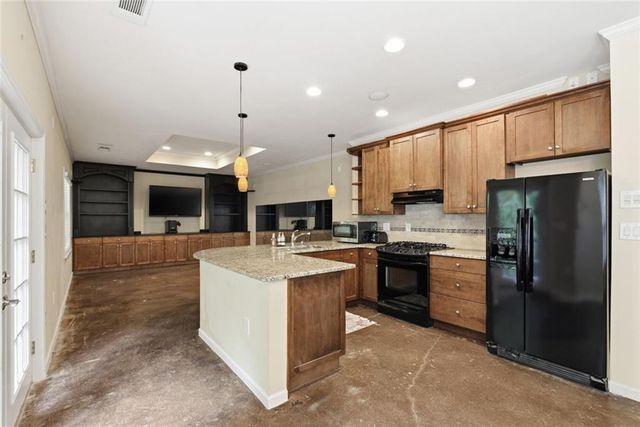 655 Sweet Stream Trace, Johns Creek, GA 30097
