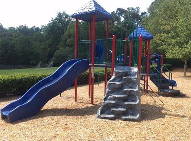 655 Sweet Stream Trace, Johns Creek, GA 30097