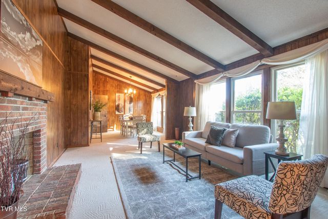 521 Brookwood Drive, Bristol, TN 37620